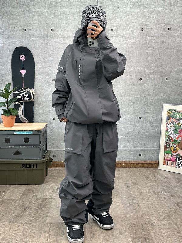 John Snow Damen-Skianzug im Cargo-Stil „Powder Pursuit Street Style“