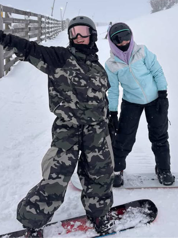 Women's Mountain Freestyle Cargo Pocket Bomber Camo Snowboard Jacket
