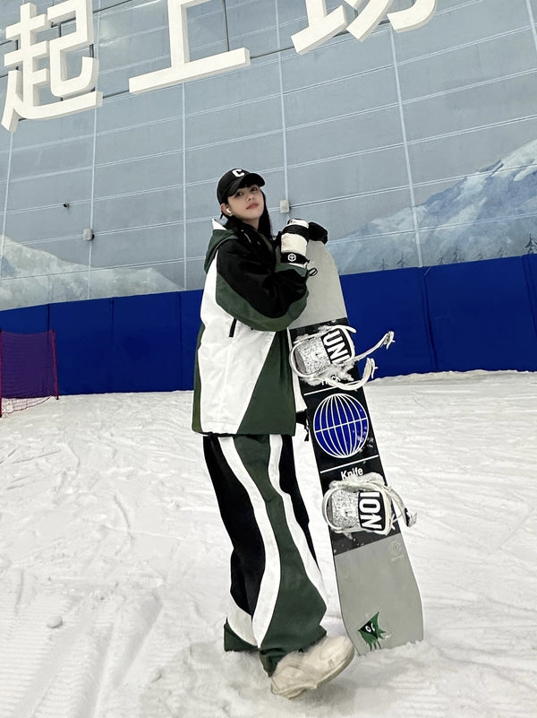 North White Mountain Ace Skijacke und Skihose für Damen (Set)